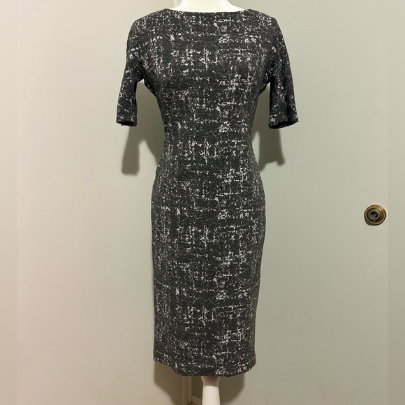 Maggy London Woman’s Midi Dress,Grey and White Abstract Print,Size 6 - Picture 5 of 7